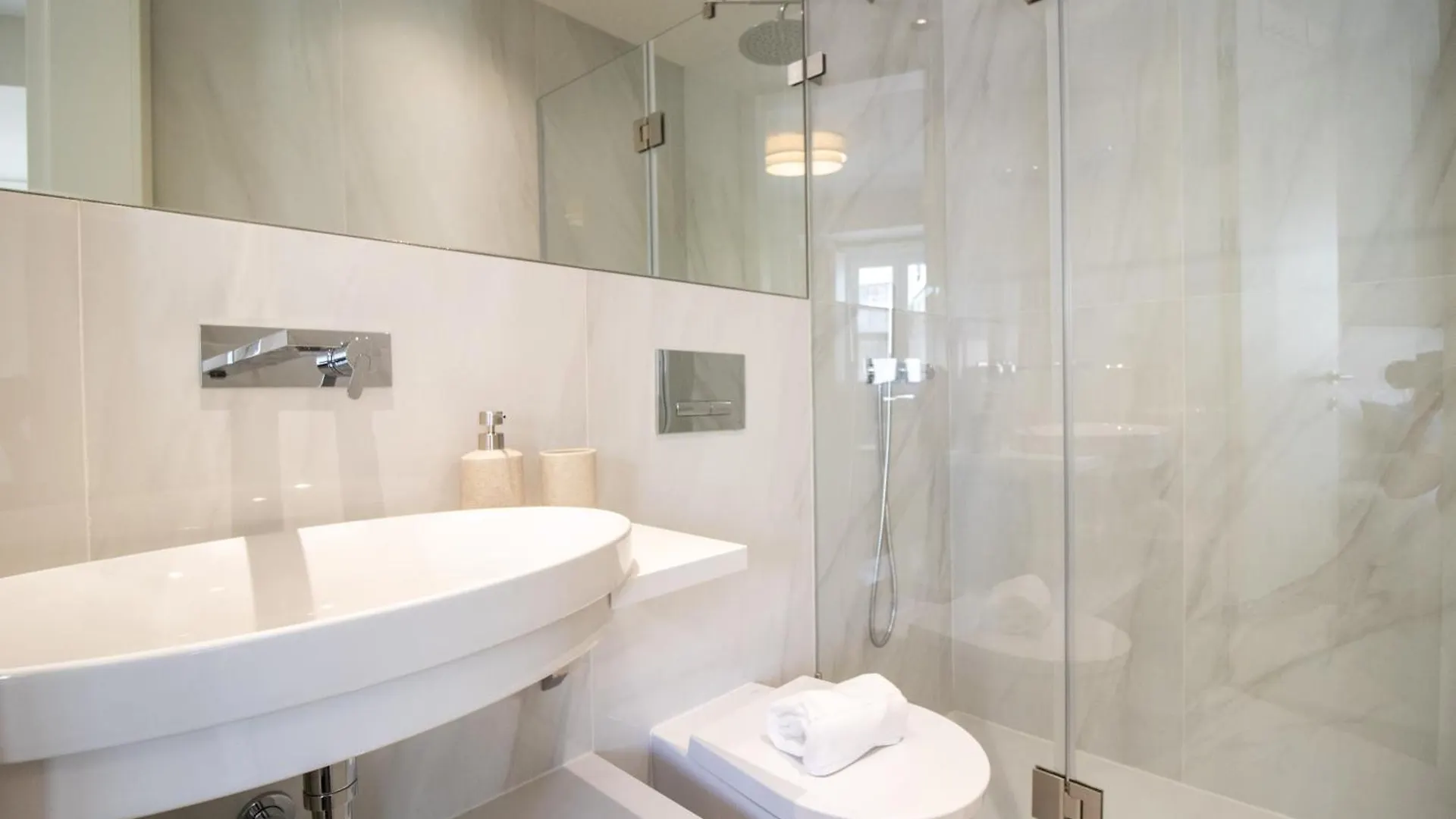 Reference Apartment T1 Lisboa