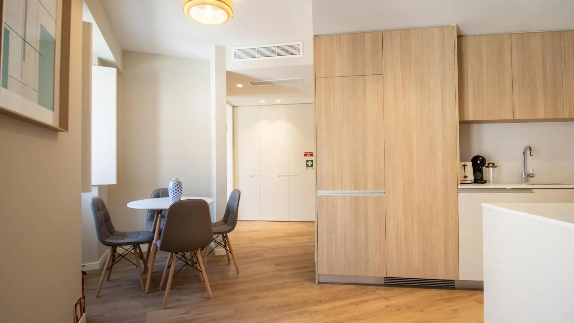 Reference Apartment T1 Lisboa